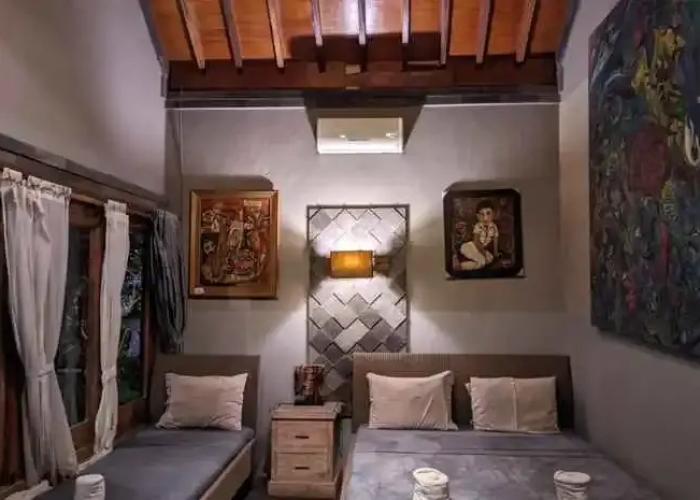 Astuti Gallery Homestay