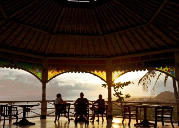 Queen of The South Resort