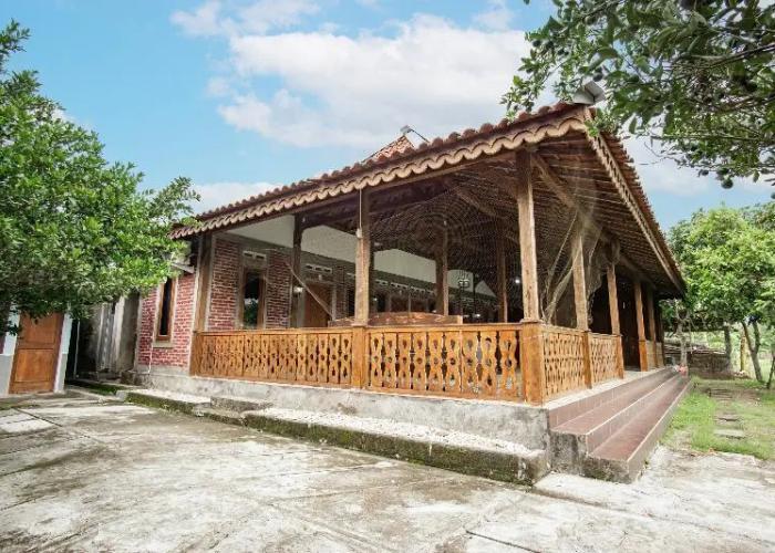 OYO 90354 Ndalem Sabine Syariah