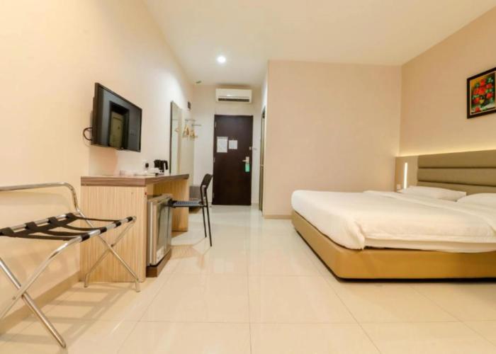 Lovina Inn Hotel Batam
