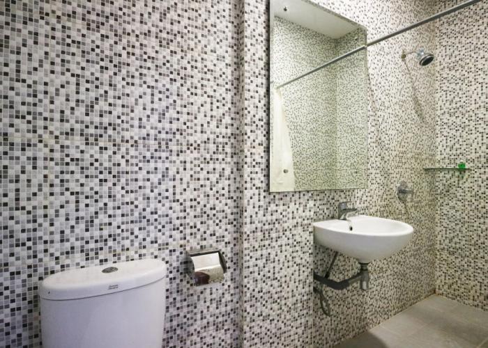 Blitz Hotel Batam Near Sultan Mahmud Ri'ayat Shah Mosque