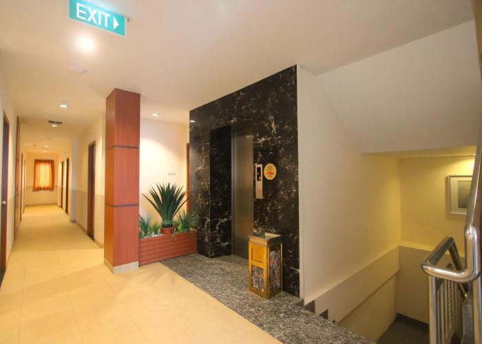 Lovina Inn Nagoya Batam