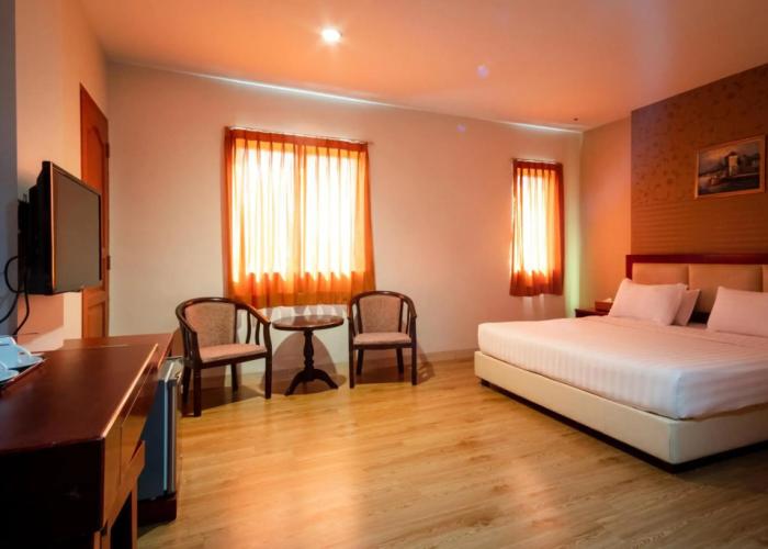 Lovina Inn Nagoya Batam