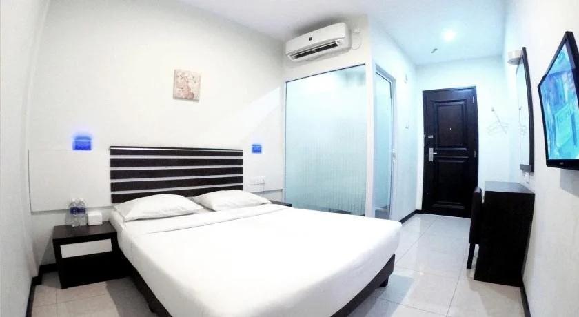 фото Link Hotel