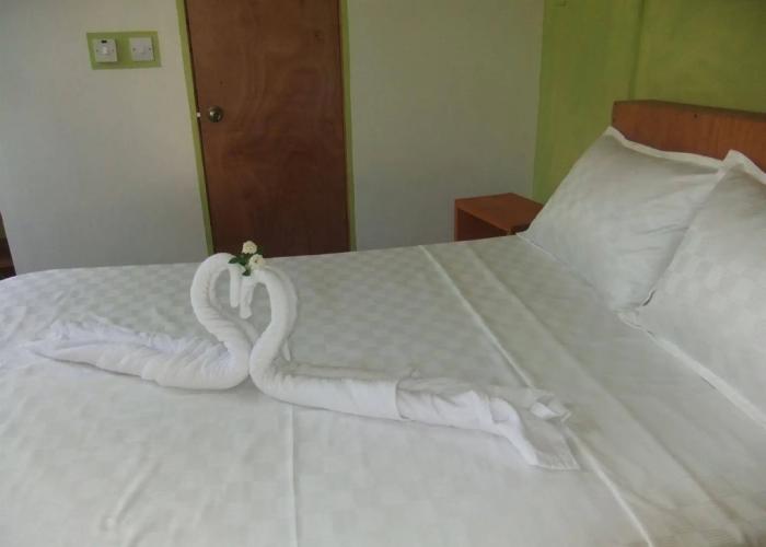 Serenity Lodges Dominica