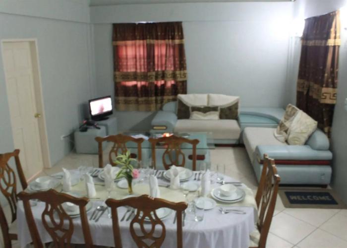 Rejens Hotel