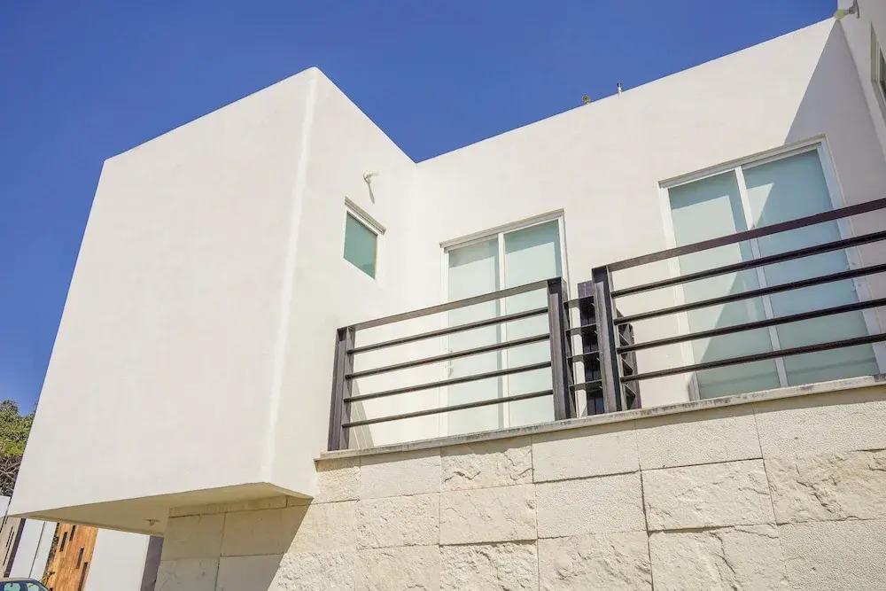 Modern House in Yautepec l Pool & Garden