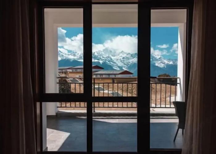 High Mountain Resort Deqin