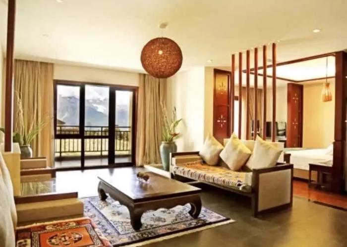 High Mountain Resort Deqin