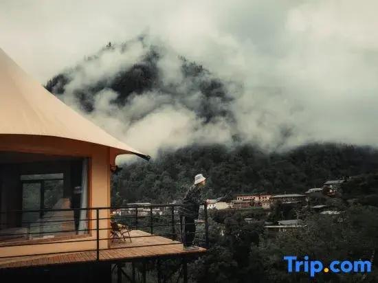 Yubeng Snow Mountain Vow Luxury Tent Hotel