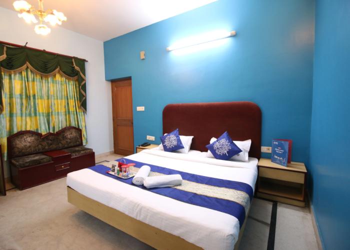 Mayur Hotel