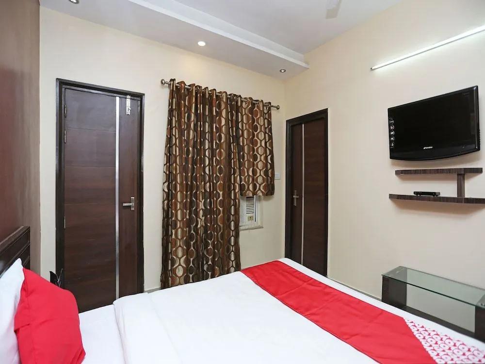 фото Hotel Regency Square