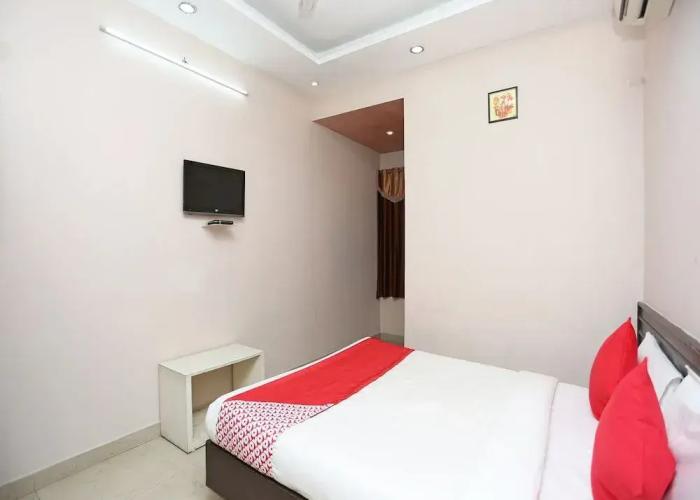 Hotel Regency Square