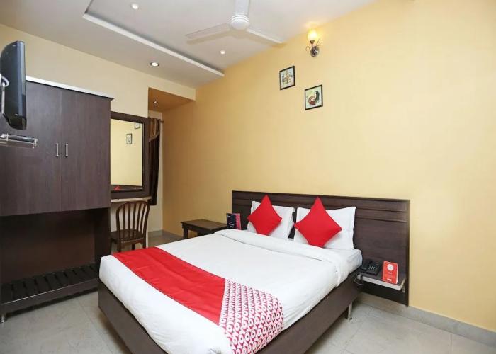 Hotel Regency Square