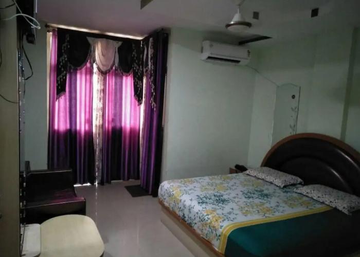 Gaurav Guest House