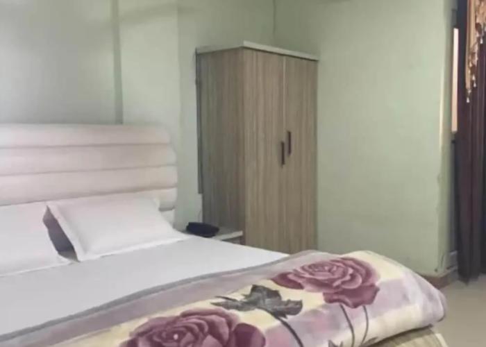Gaurav Guest House