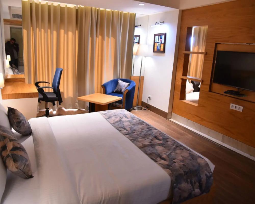 фото Hotel Narayanam