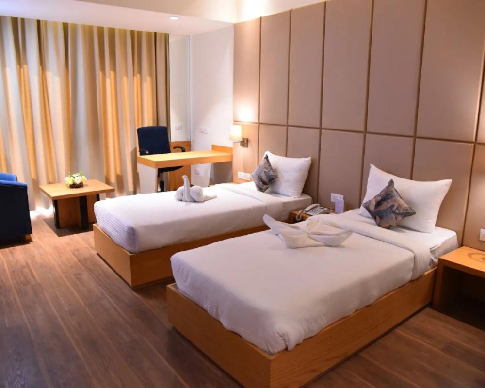 фото Hotel Narayanam