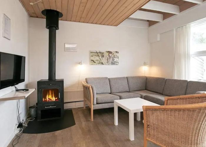 8 Person Holiday Home on a Holiday Park in Blavand