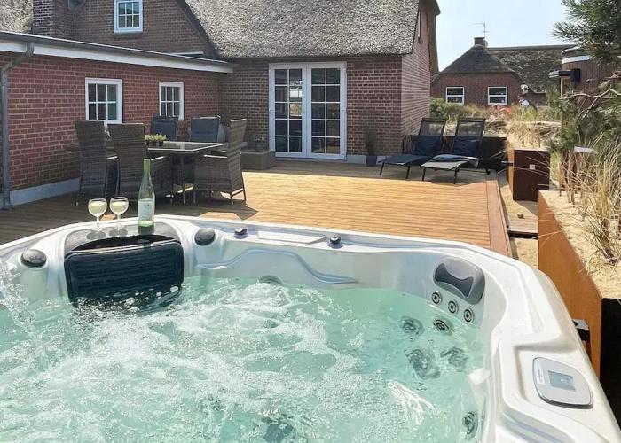 6 Person Holiday Home in Blavand