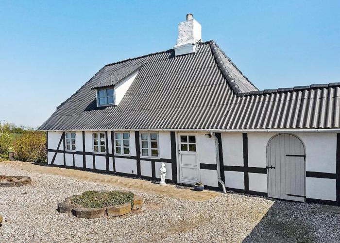 4 Person Holiday Home in Tranekaer