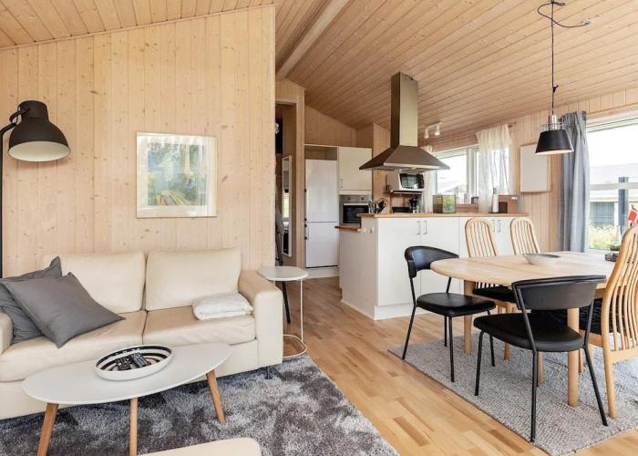 6 Person Holiday Home in Tranekaer
