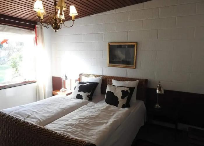Queen Suite in a Hotel in Tranekaer