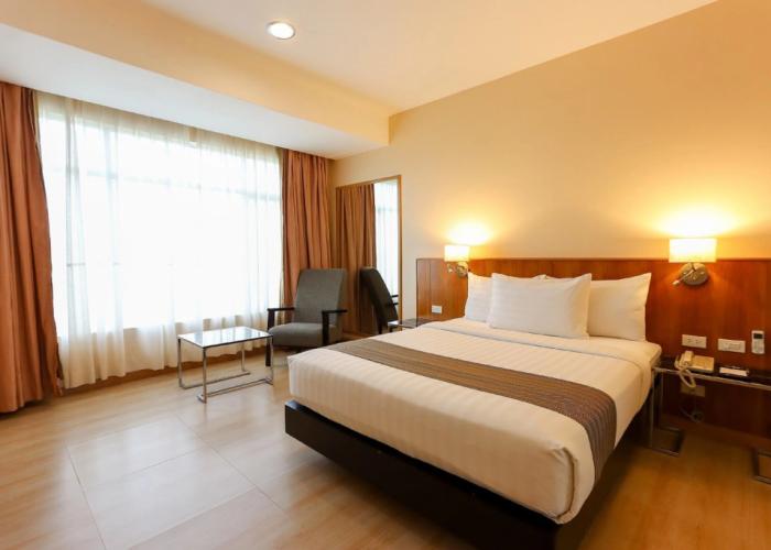 Paseo Premiere Hotel