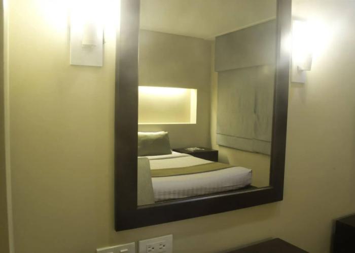 El Cielito Hotel - Sta. Rosa