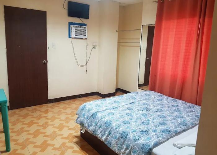 Enriquez Hotel