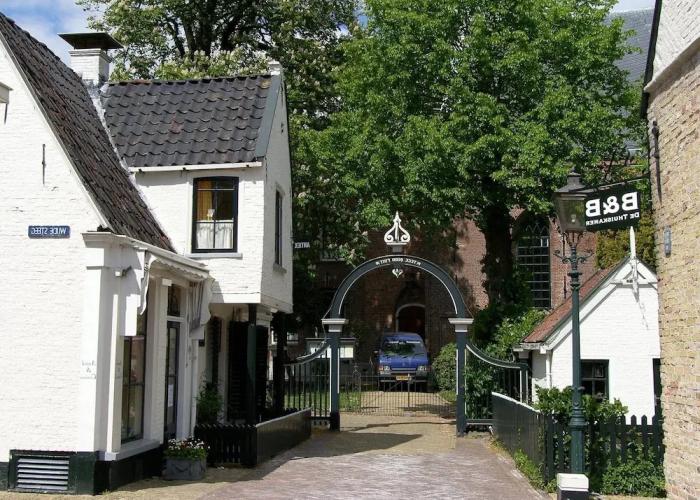 Holiday Home With Garden Near Watersports