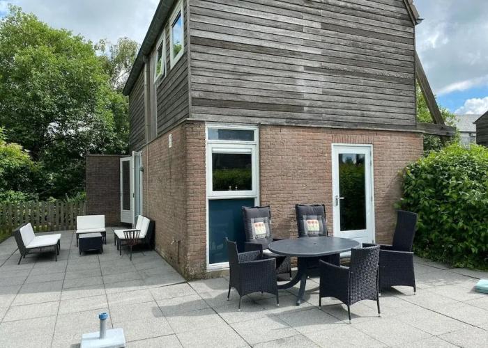 Newly Renovated Holiday Home in Grou