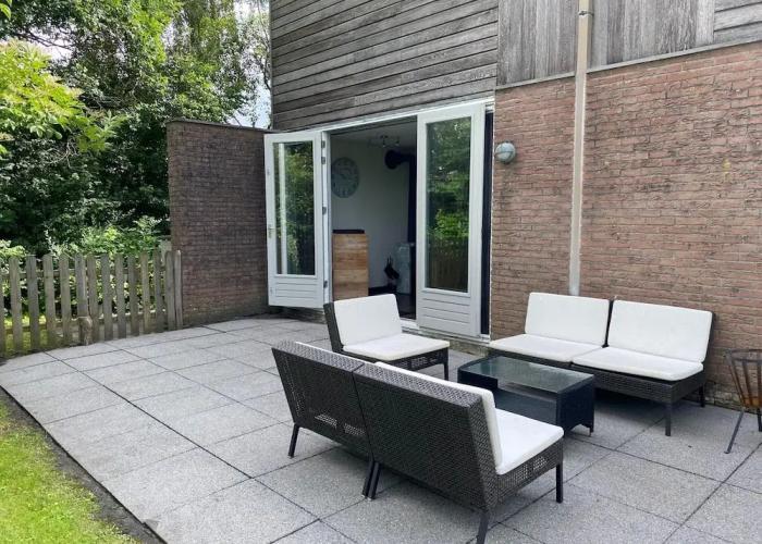 Newly Renovated Holiday Home in Grou