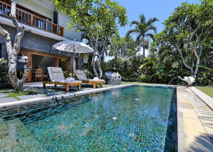 Desa Pramana Swan Villa