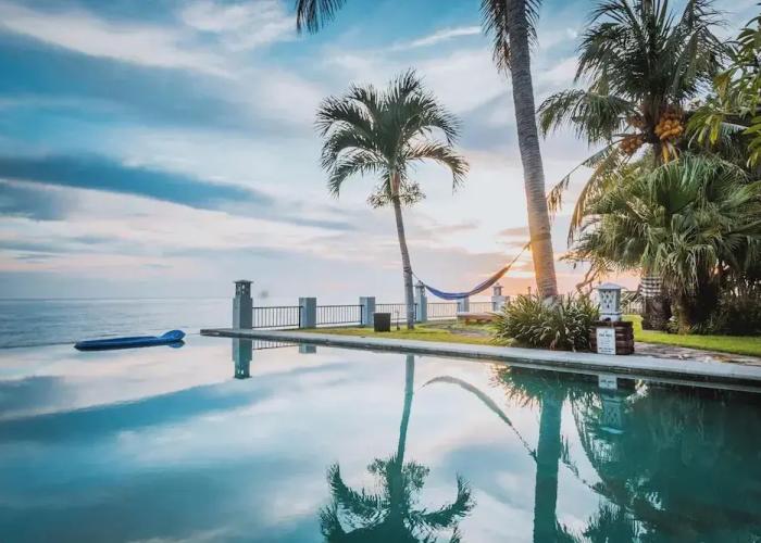 3 BR luxury beachfront with private pool