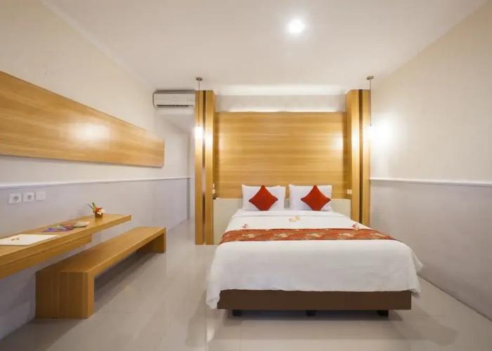 Bali Taman Lovina Resort & Spa Suites