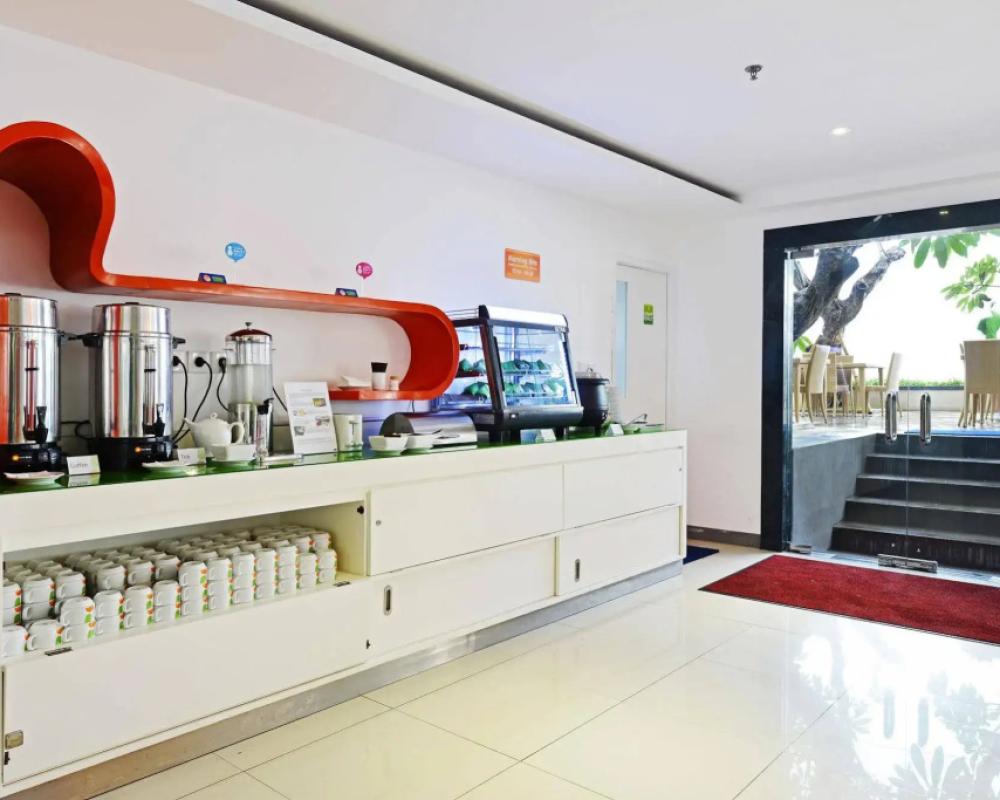 фото Singaraja Hotel
