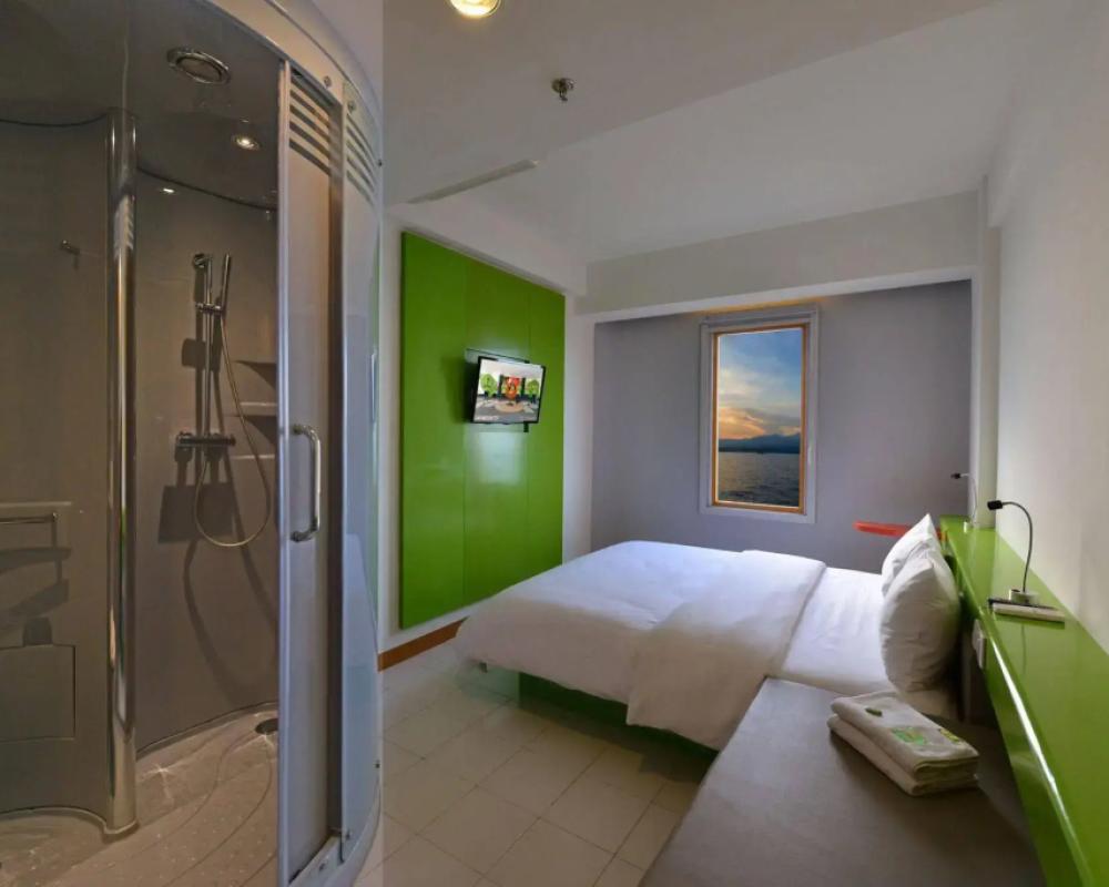 фото Singaraja Hotel