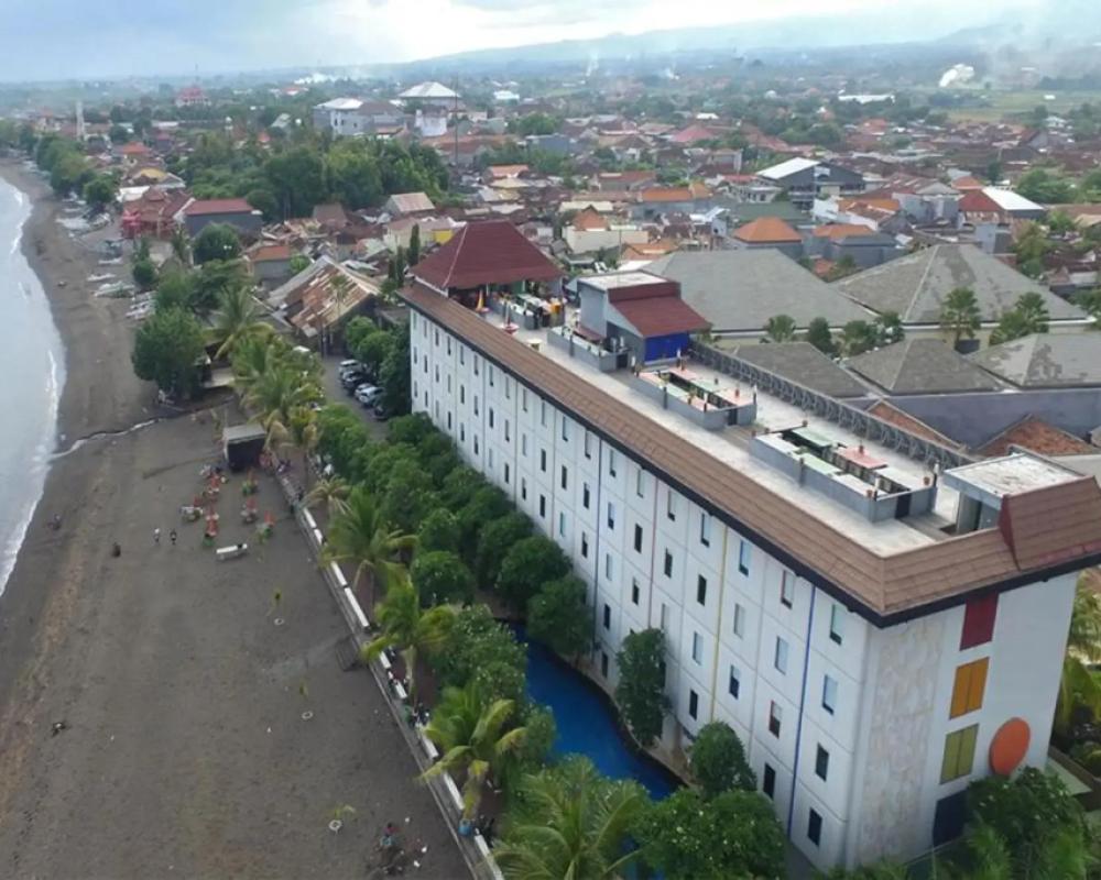 фото Singaraja Hotel