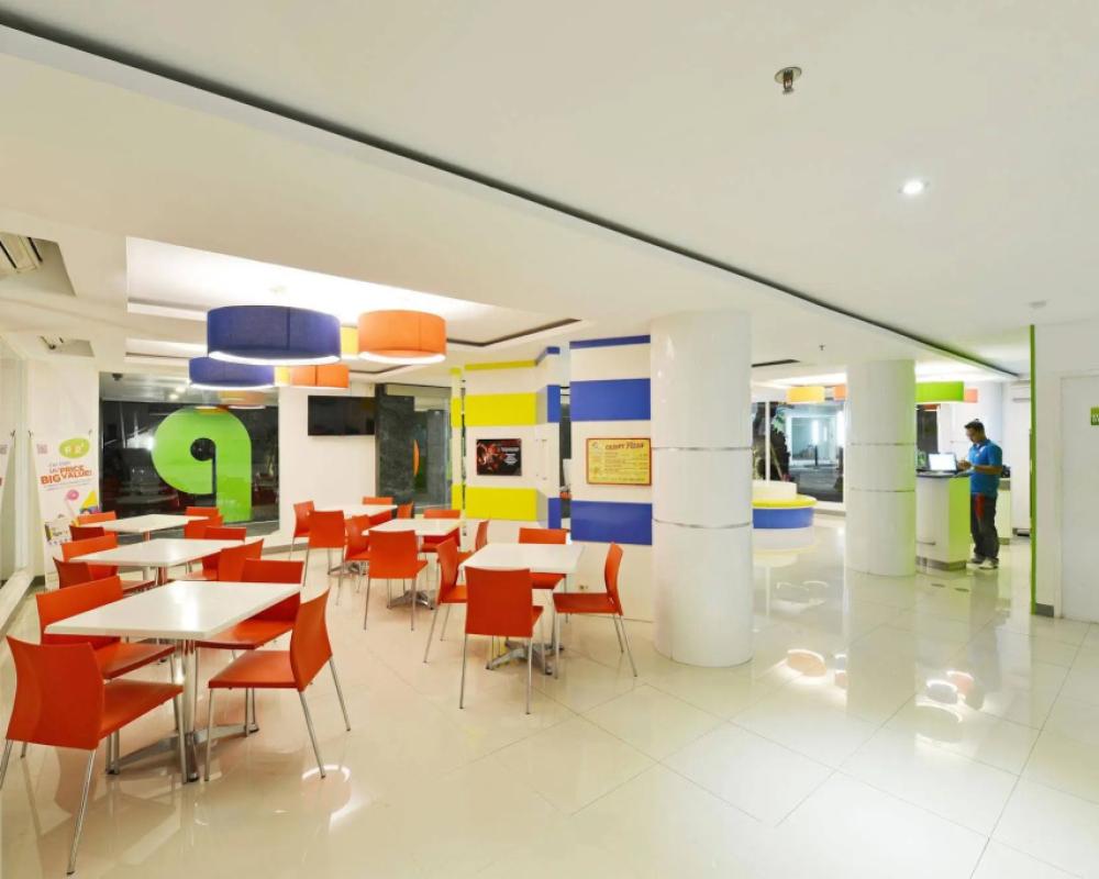 фото Singaraja Hotel