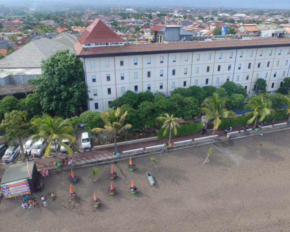 фото Singaraja Hotel