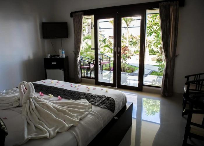 Kelapa Lovina Beach Villas