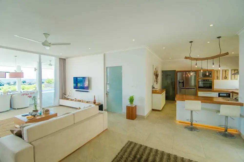 фото Deep Blue Villa