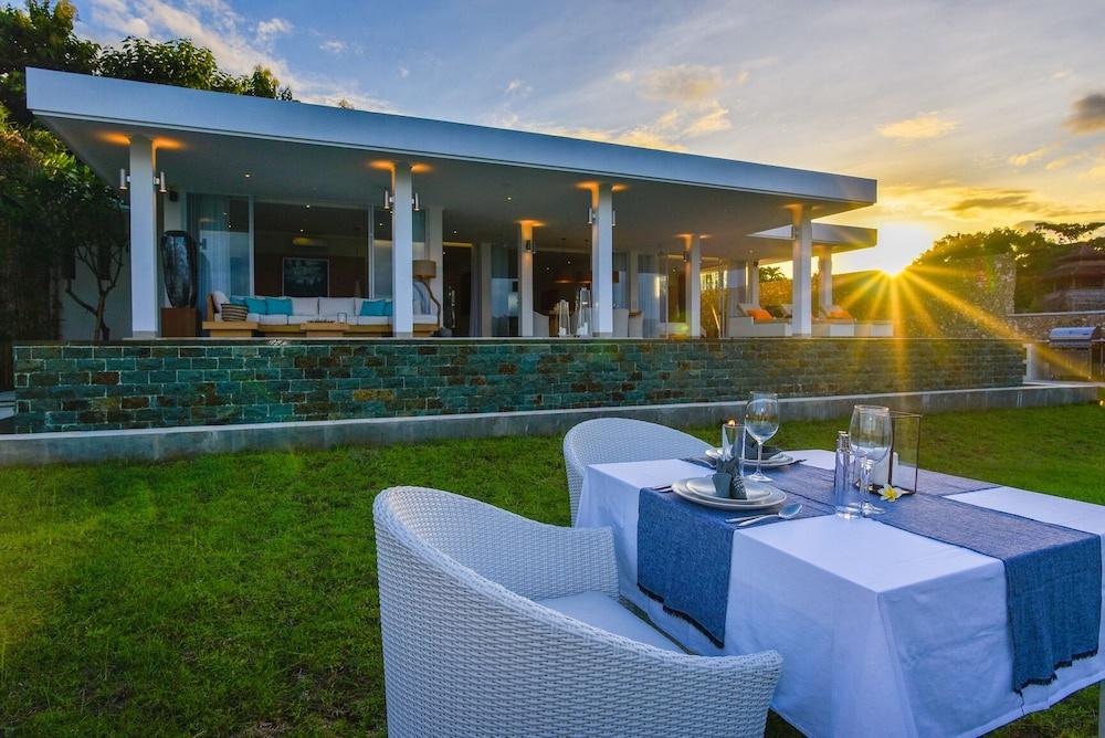 фото Deep Blue Villa