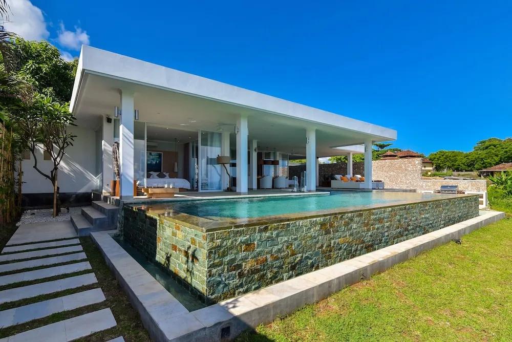 фото Deep Blue Villa