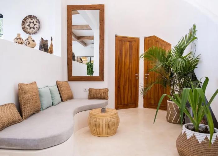 NEW ! Stunning 4BR Jungle View Villa in Lovina