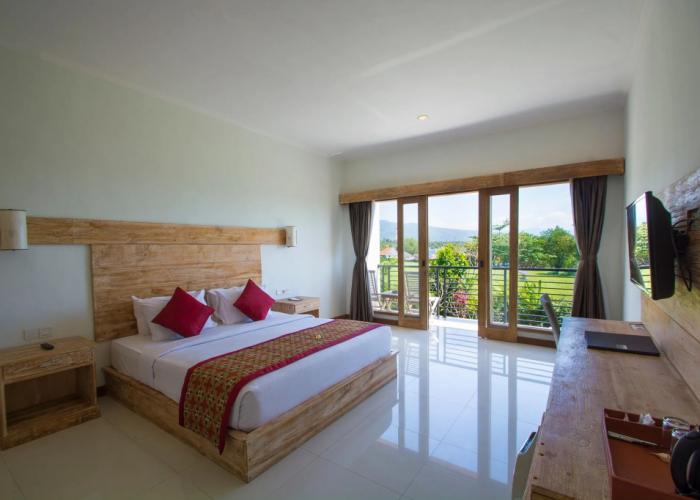 Lovina Beach Club And Resort