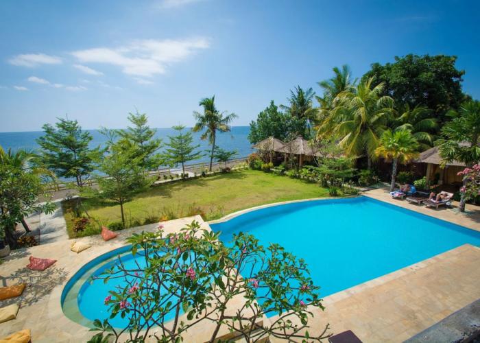 Lovina Beach Club And Resort