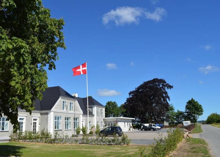 BNB Femhøj