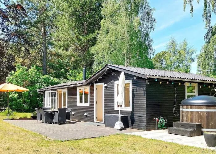 6 Person Holiday Home in Jaegerspris-by Traum